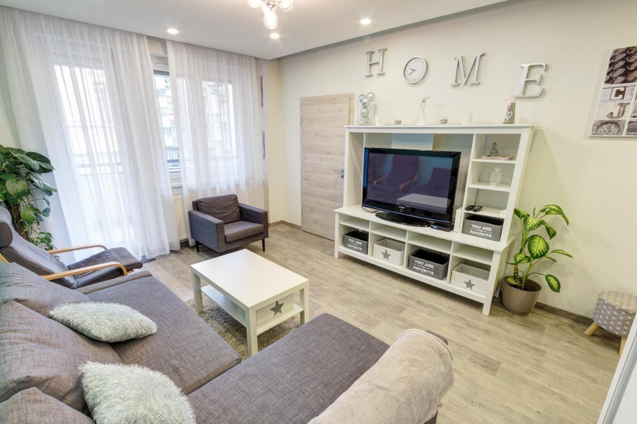 Victor Hugo Apartment Budapest Bagian luar foto